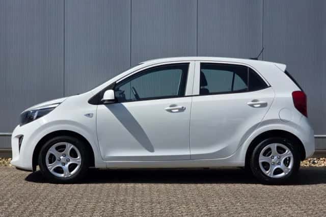 Kia Picanto (2021) thumbnail 3