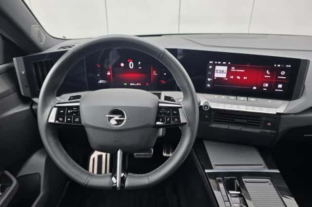 Opel Astra (2024) thumbnail 11