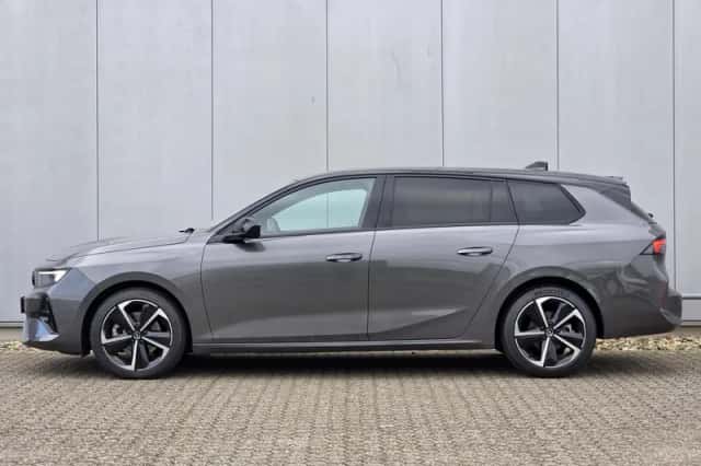 Opel Astra (2024) thumbnail 3