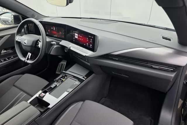 Opel Astra (2024) thumbnail 25