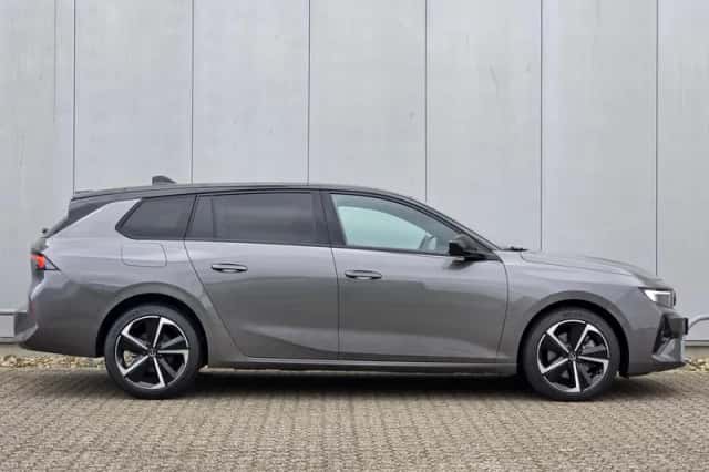 Opel Astra (2024) thumbnail 4