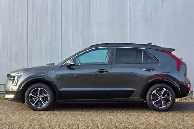 Kia Niro (2025) thumbnail 3