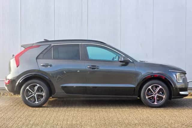 Kia Niro (2025) thumbnail 4