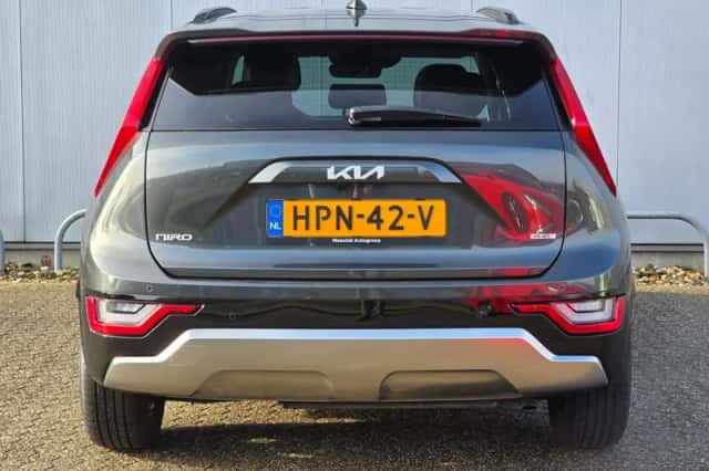 Kia Niro (2025) thumbnail 5