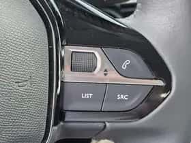 Peugeot e-208 (2022) thumbnail 16