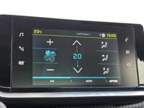 Peugeot e-208 (2022) thumbnail 18