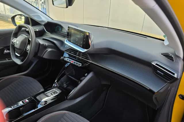 Peugeot e-208 (2022) thumbnail 24