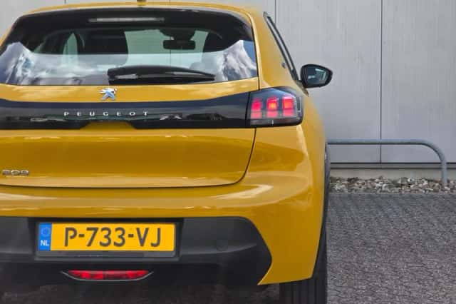 Peugeot e-208 (2022) thumbnail 30