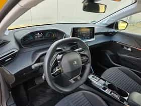 Peugeot e-208 (2022) thumbnail 8
