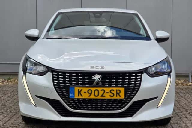 Peugeot 208 (2021) thumbnail 2