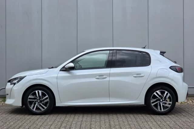Peugeot 208 (2021) thumbnail 3