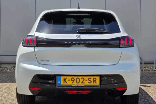 Peugeot 208 (2021) thumbnail 5