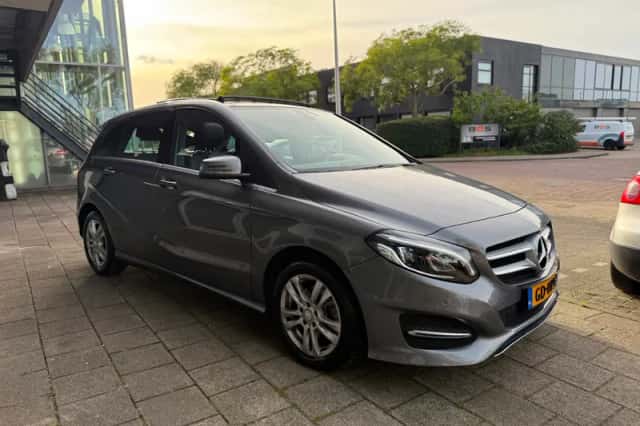 Mercedes-Benz B-Klasse (2015) thumbnail 4