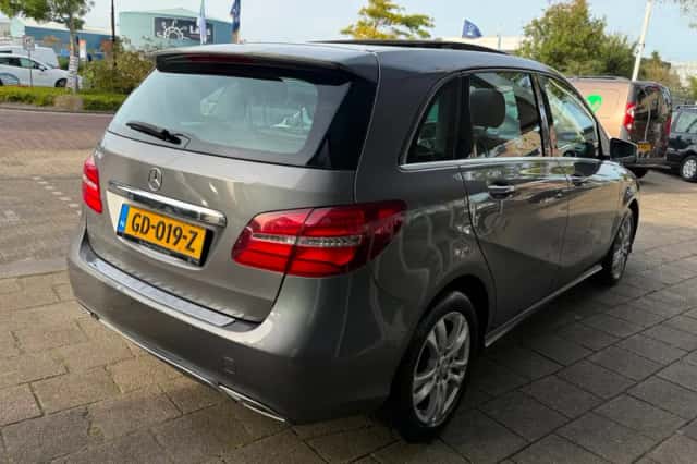 Mercedes-Benz B-Klasse (2015) thumbnail 5
