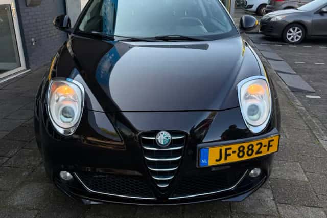 Alfa Romeo MiTo (2011) thumbnail 6