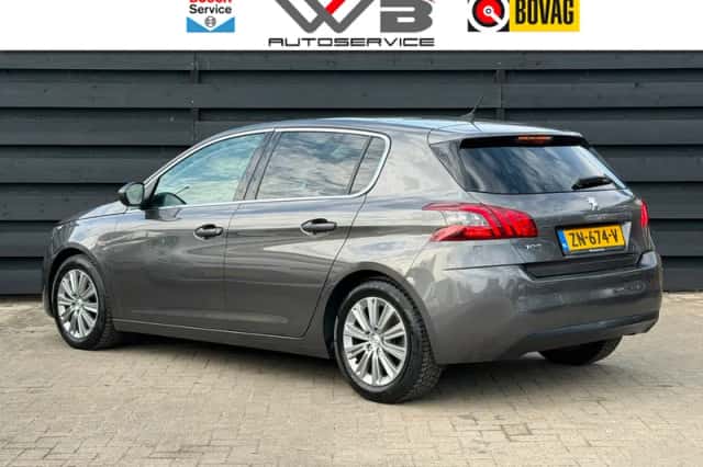Peugeot 308 (2019) thumbnail 4