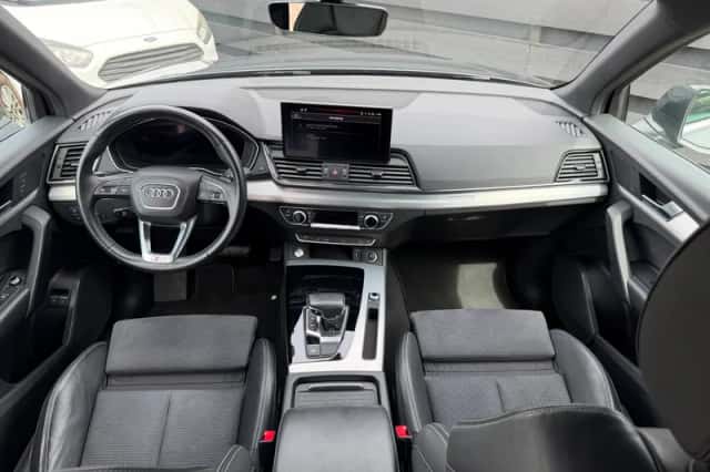 Audi Q5 (2021) thumbnail 2