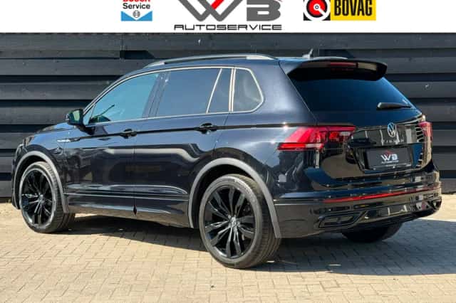 Volkswagen Tiguan (2022) thumbnail 4