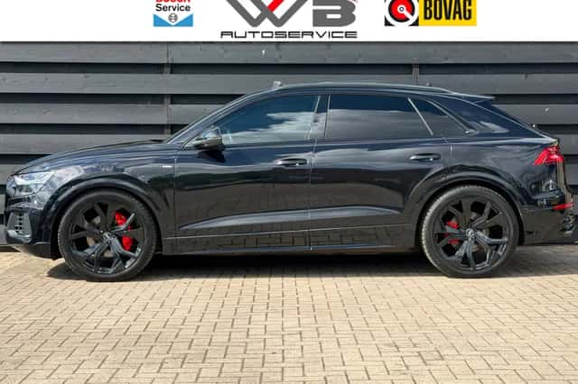 Audi Q8 (2020) thumbnail 5