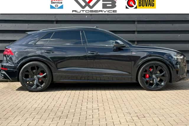 Audi Q8 (2020) thumbnail 6