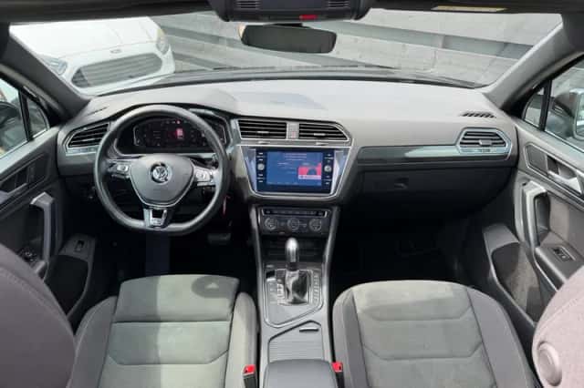 Volkswagen Tiguan (2020) thumbnail 2