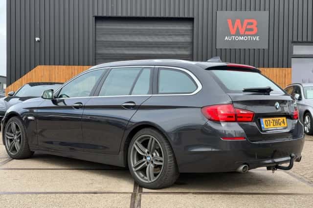 BMW 5-Serie (2012) thumbnail 3