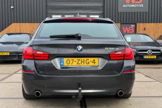 BMW 5-Serie (2012) thumbnail 4