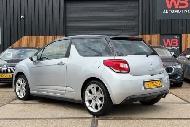 Citroën DS3 (2011) thumbnail 3