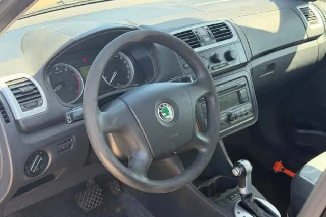 Škoda Fabia (2008) thumbnail 6