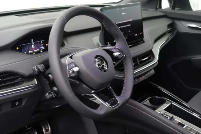 Škoda Enyaq (2023) thumbnail 4