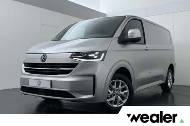 Volkswagen Transporter (2024) thumbnail 1