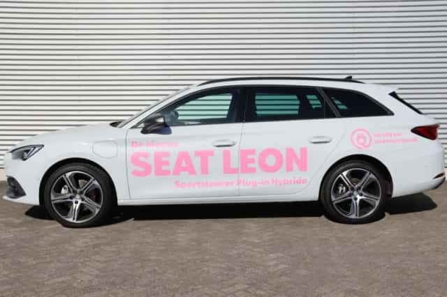 SEAT Leon Sportstourer (2025) thumbnail 2