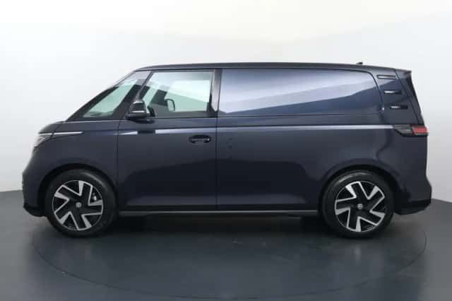 Volkswagen ID. Buzz (2025) thumbnail 2