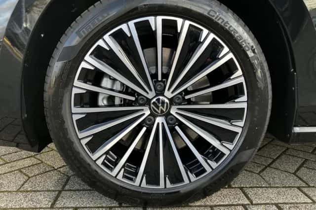 Volkswagen Passat (2026) thumbnail 5