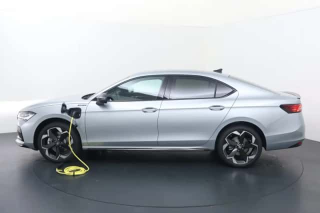 Škoda Superb (2026) thumbnail 2