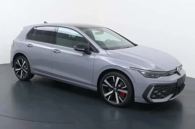 Volkswagen Golf (2025) thumbnail 3