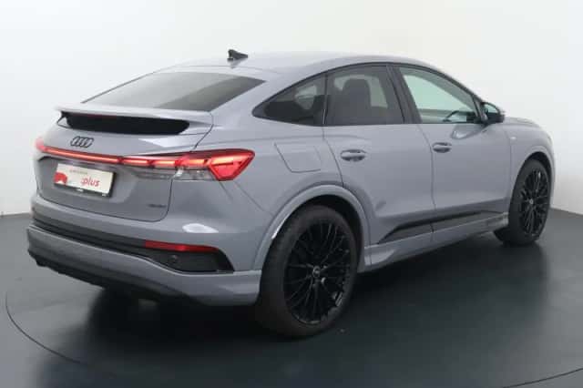 Audi Q4 (2025) thumbnail 5