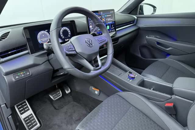 Volkswagen T-Roc (2025) thumbnail 6