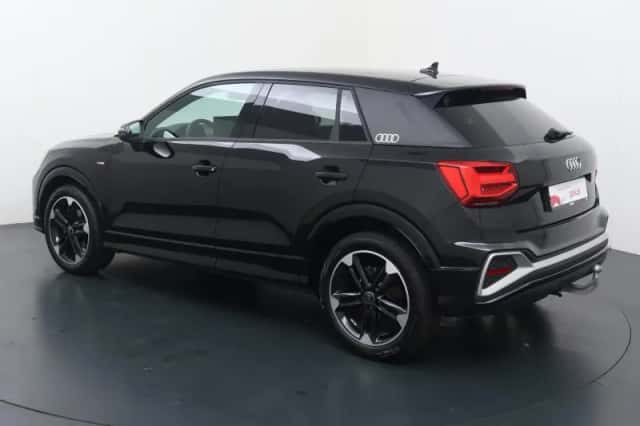 Audi Q2 (2025) thumbnail 5