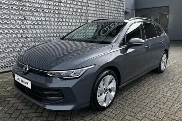 Volkswagen Golf (2026) thumbnail 4