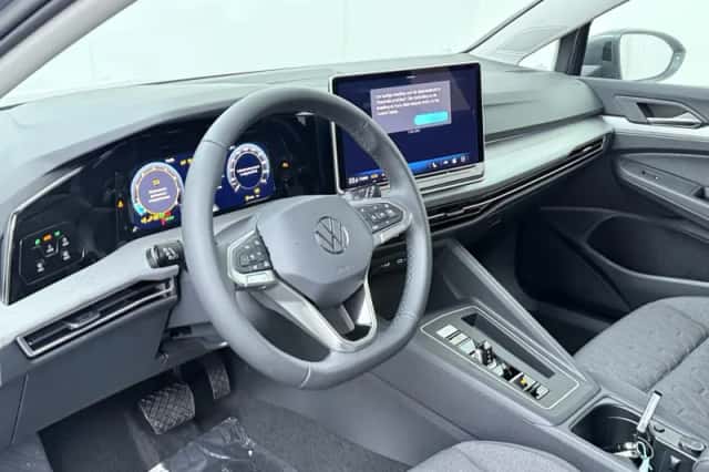 Volkswagen Golf (2026) thumbnail 6