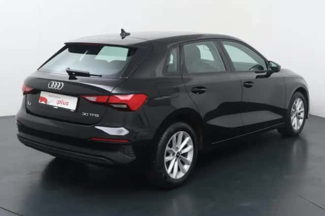 Audi A3 (2022) thumbnail 6