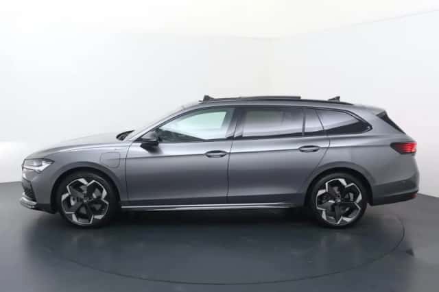 Škoda Superb (2025) thumbnail 2