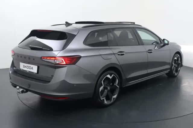 Škoda Superb (2025) thumbnail 6
