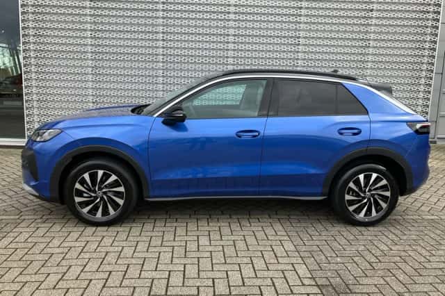 Volkswagen T-Roc (2026) thumbnail 4