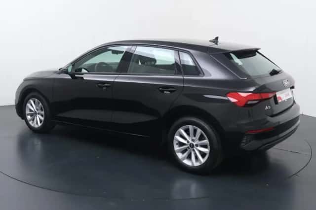 Audi A3 (2023) thumbnail 5