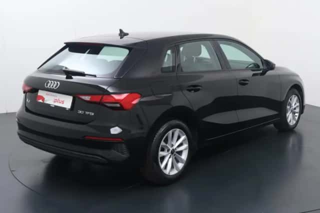 Audi A3 (2023) thumbnail 6