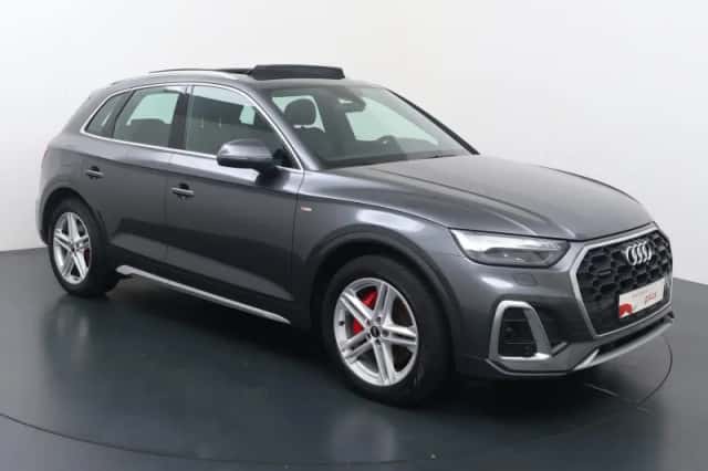 Audi Q5 (2023) thumbnail 3