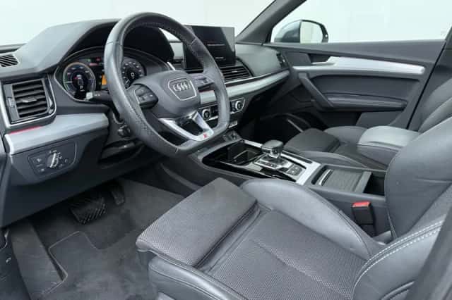 Audi Q5 (2023) thumbnail 6
