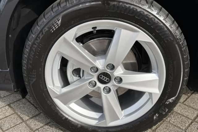 Audi Q2 (2026) thumbnail 6